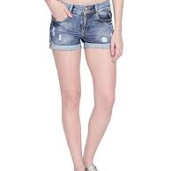 American Rag Cie Womens Distressed Shorts in Ventura Wash New With Tags - Picture 1 of 3